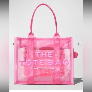 NWOT & DUST BAG: MARC JACOBS LARGE TOTE BAG IN NYLON MESH, in CANDY PINK